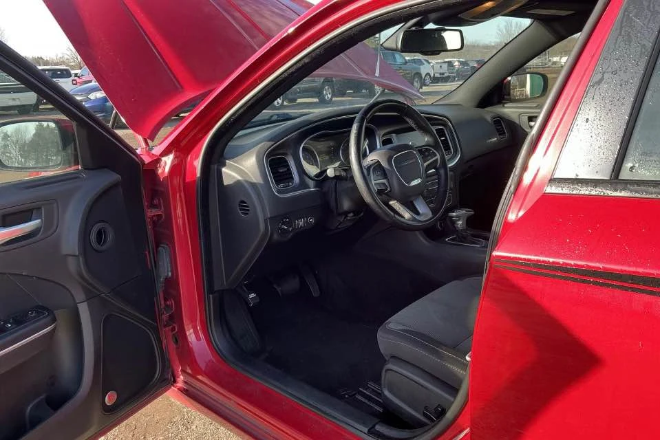 2016 Dodge Charger 7th Gen - Image 3 of 10