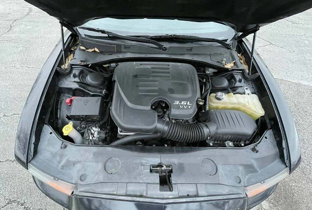2016 Dodge Charger 7th Gen - Image 6 of 9