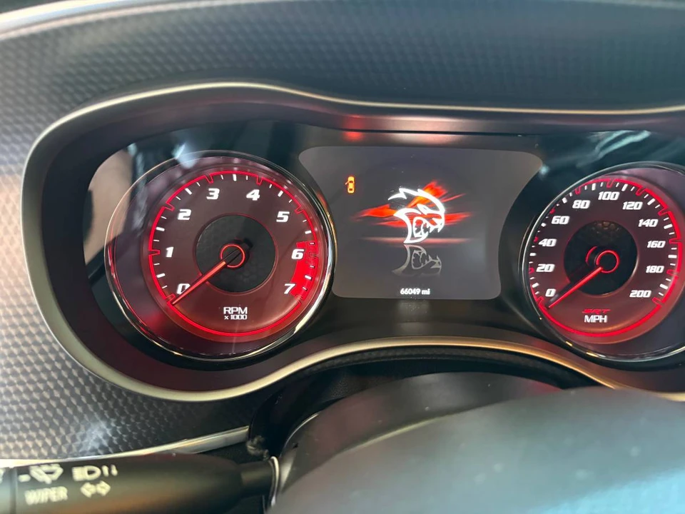 2016 Dodge Charger SRT Hellcat 7th Gen - Image 6 of 9