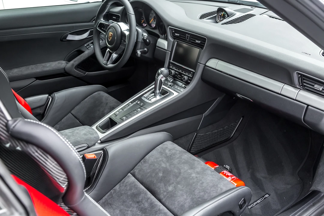 2016 Porsche 991 GT3 RS - Image 5 of 8
