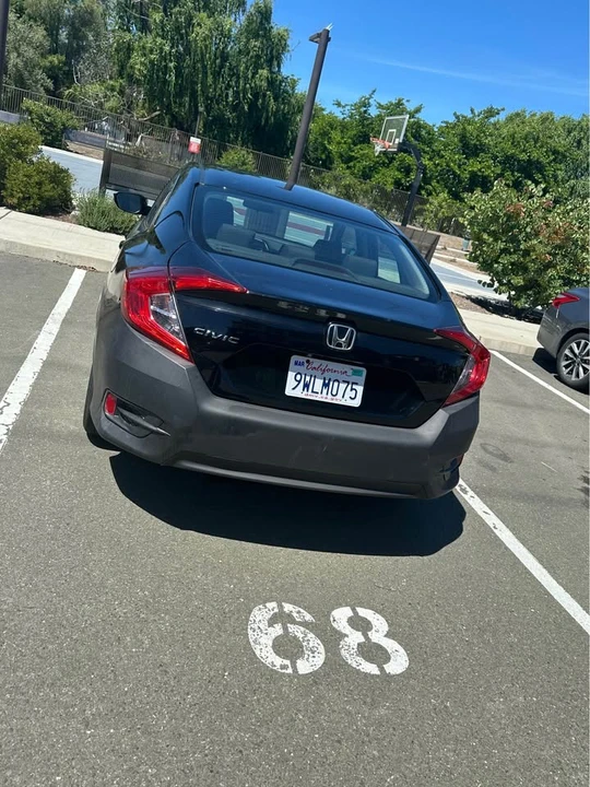 2016 Honda Civic 10th Gen - Image 4 of 5