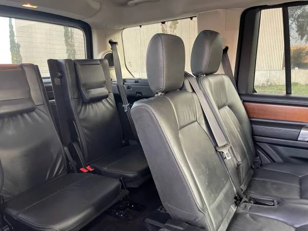 2016 Land Rover Discovery 4th Gen - Image 10 of 13