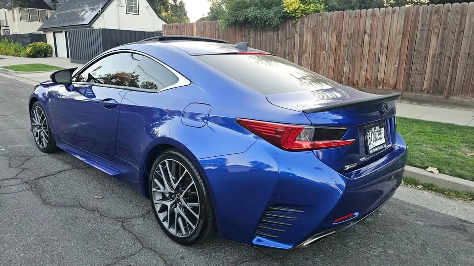 2016 Lexus RC - Image 8 of 9