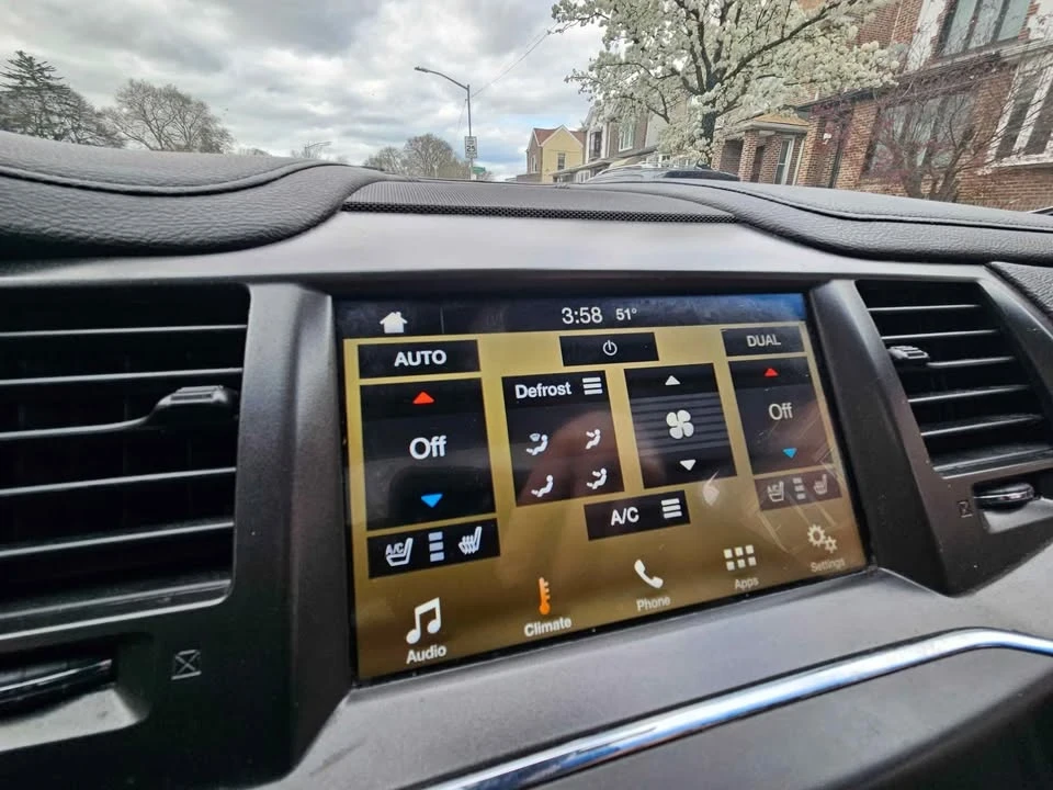 2016 Lincoln MKS - Image 9 of 9