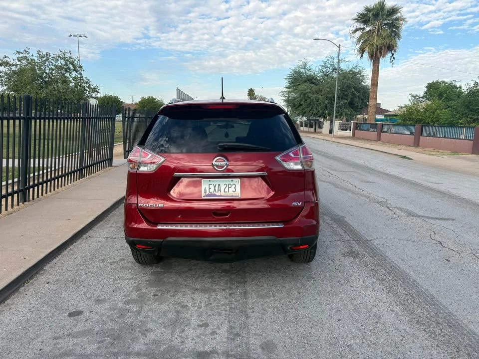 2016 Nissan Rogue - Image 4 of 9