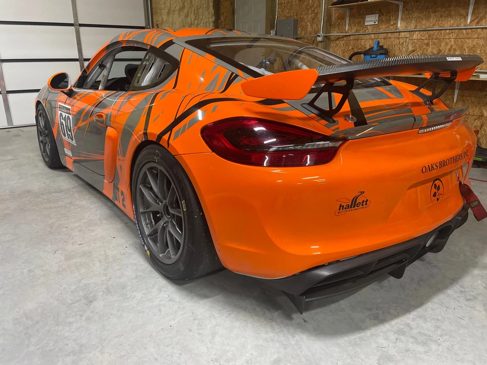 2016 Porsche 981 Cayman GT4 Clubsport - Image 2 of 27