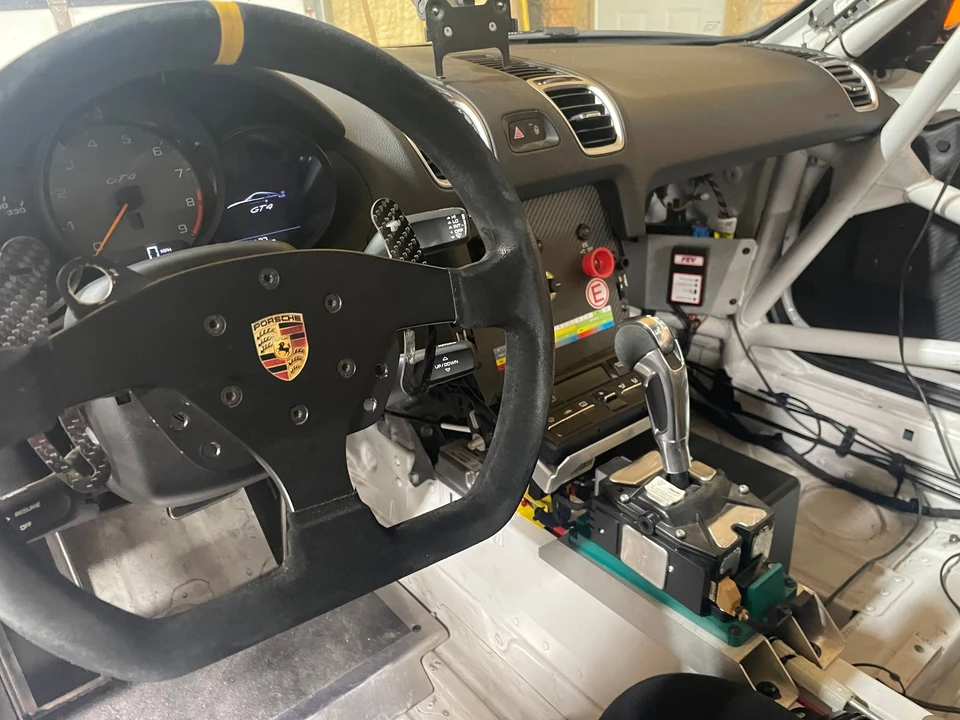 2016 Porsche 981 Cayman GT4 Clubsport - Image 12 of 27