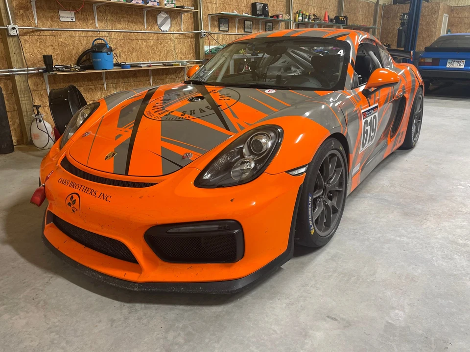 2016 Porsche 981 Cayman GT4 Clubsport - Image 3 of 27