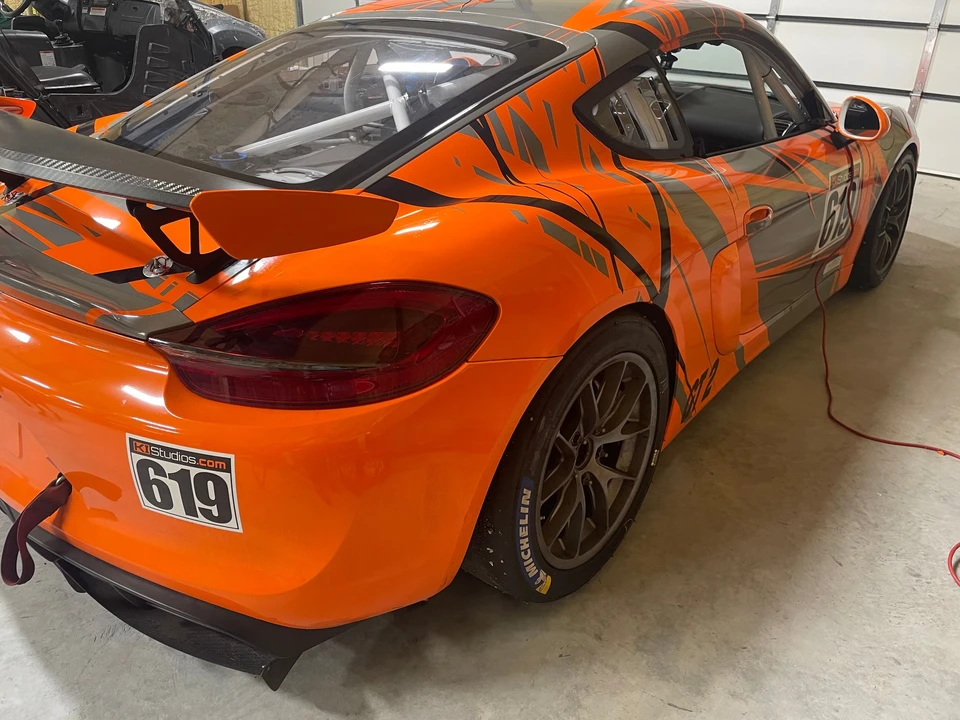 2016 Porsche 981 Cayman GT4 Clubsport - Image 5 of 27