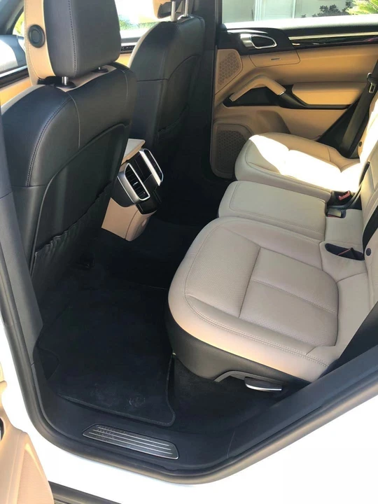 2016 Porsche 958 Cayenne - Image 3 of 11