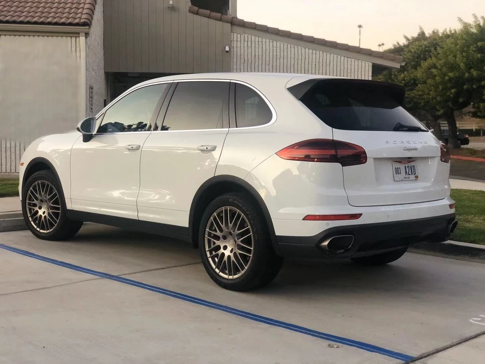 2016 Porsche 958 Cayenne - Image 11 of 11