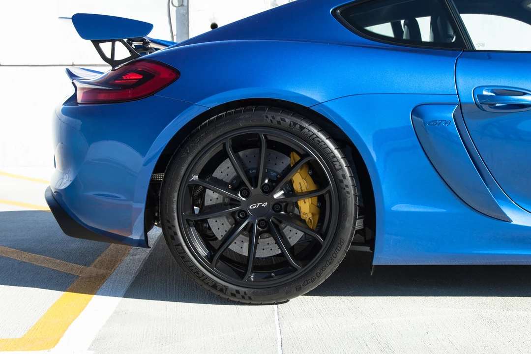 2016 Porsche 981 Cayman GT4 - Image 9 of 19