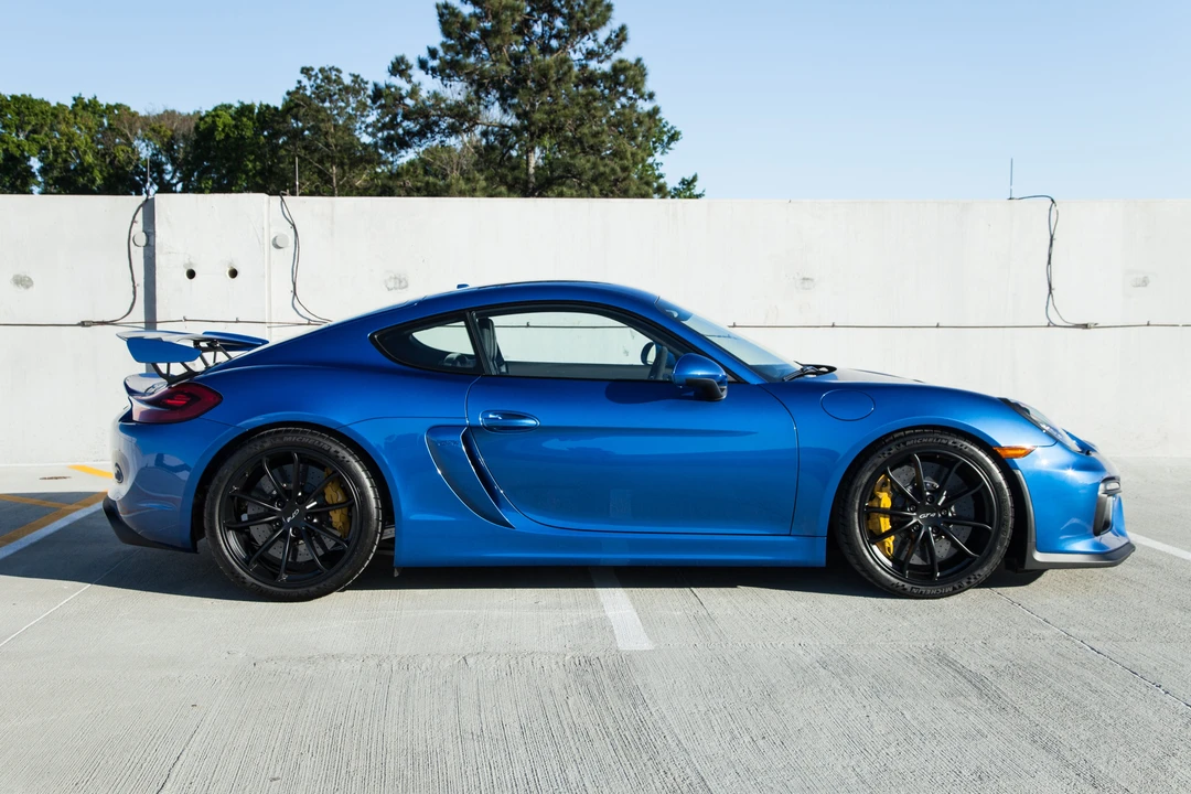 2016 Porsche 981 Cayman GT4 - Image 4 of 19