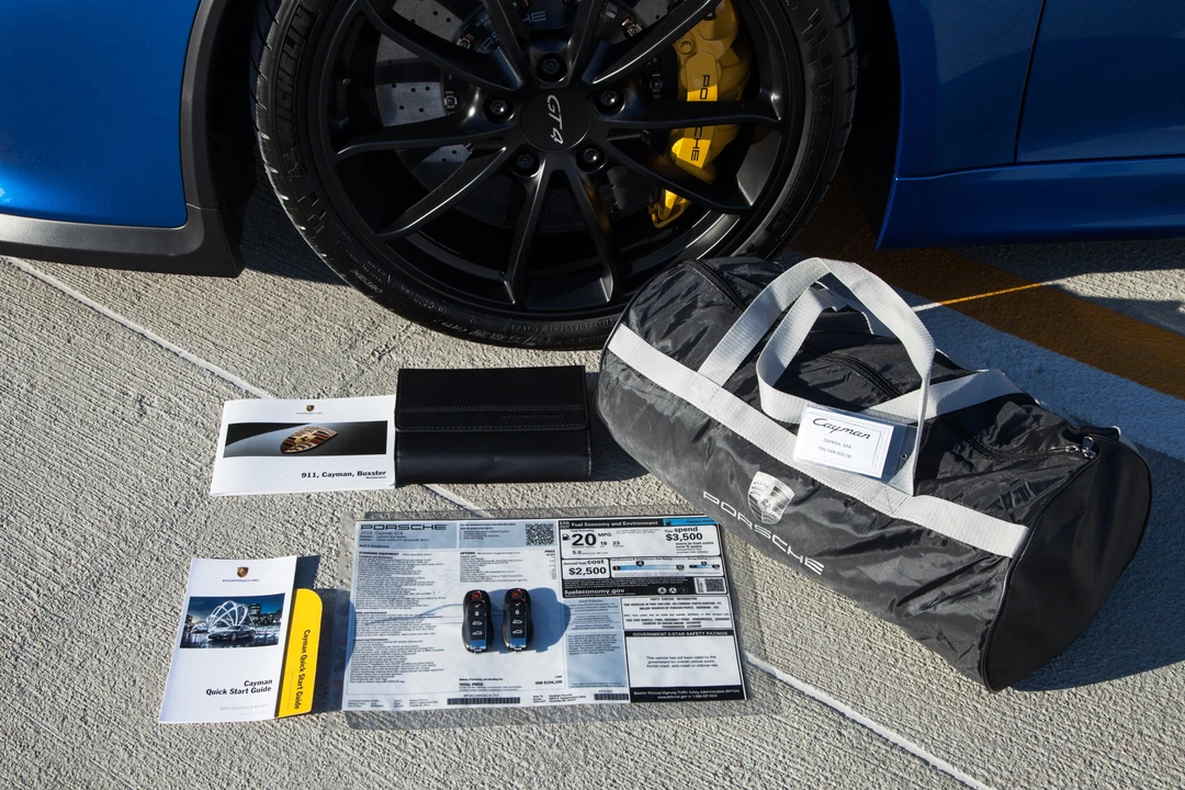 2016 Porsche 981 Cayman GT4 - Image 19 of 19