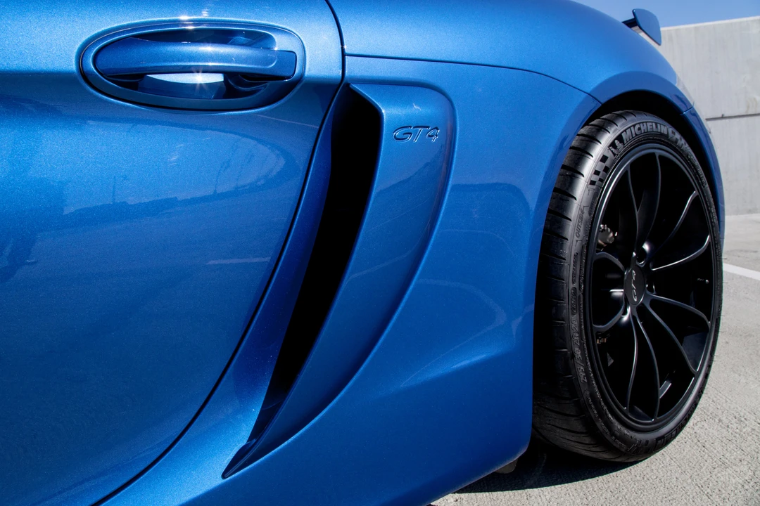 2016 Porsche 981 Cayman GT4 - Image 10 of 19