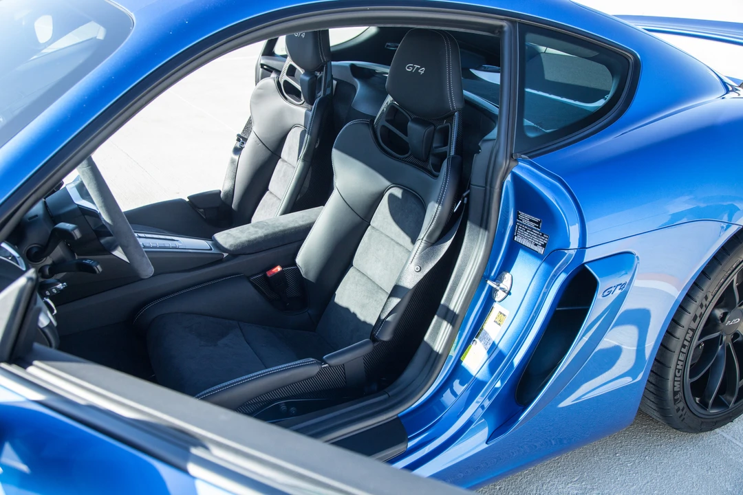 2016 Porsche 981 Cayman GT4 - Image 13 of 19