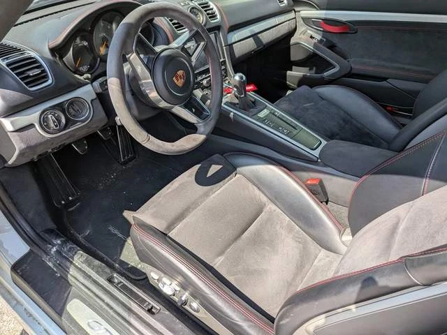 2016 Porsche 981 Cayman GT4 - Image 7 of 10