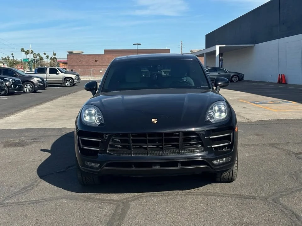 2016 Porsche Macan - Image 2 of 6