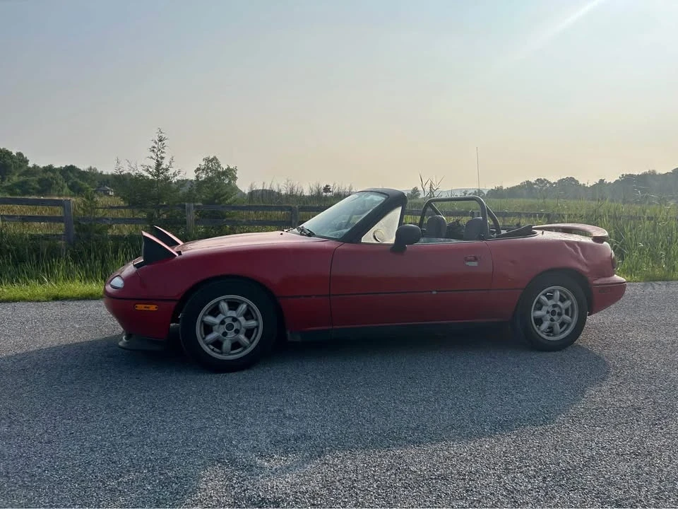 1990 Mazda NA MX-5 Miata - Image 6 of 9