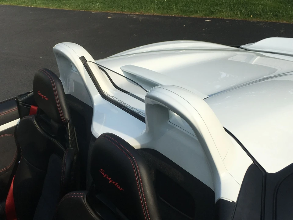 2016 Porsche 981 Boxster Spyder - Image 4 of 17