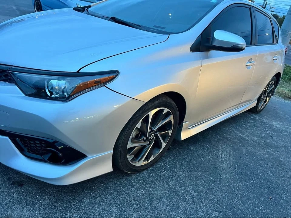 2016 Toyota Corolla 11th Gen - Image 11 of 15
