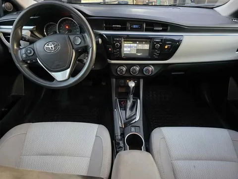 2016 Toyota Corolla 11th Gen - Image 4 of 5