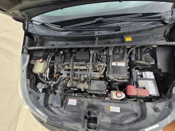 2016 Toyota Prius 4th Gen - Image 19 of 31