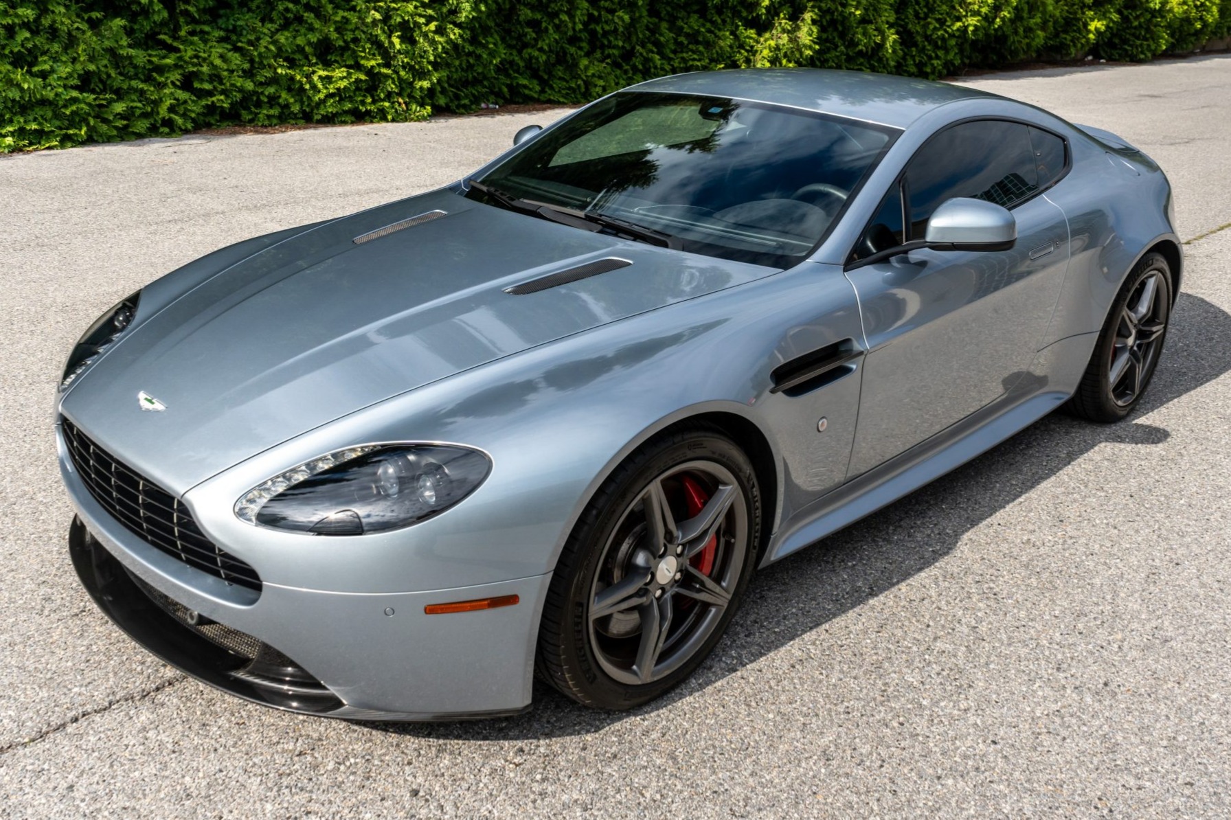 2016 Aston Martin V8 Vantage GTS Coupe