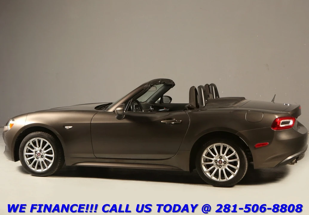 2017 Fiat 124 Spider - Image 5 of 21