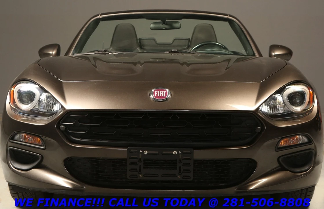 2017 Fiat 124 Spider - Image 9 of 21