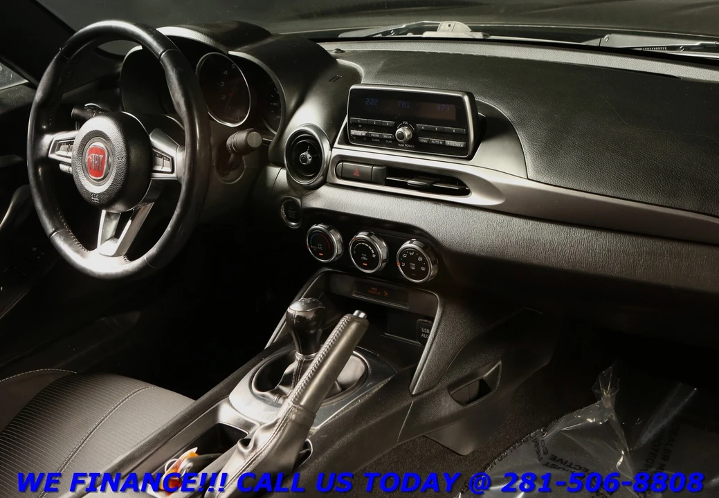 2017 Fiat 124 Spider - Image 17 of 21