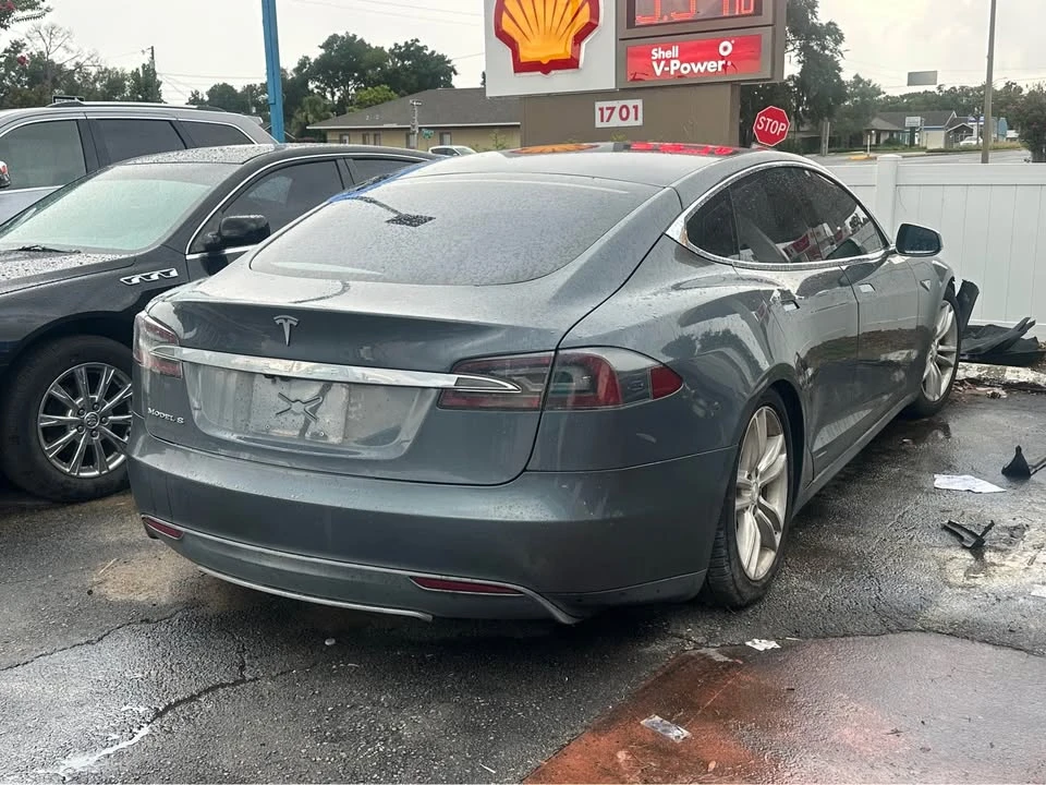 2017 Tesla Model S - Image 2 of 6