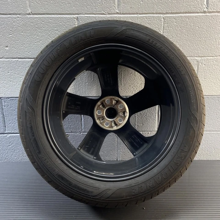2017 Jaguar F-Pace - Image 5 of 10