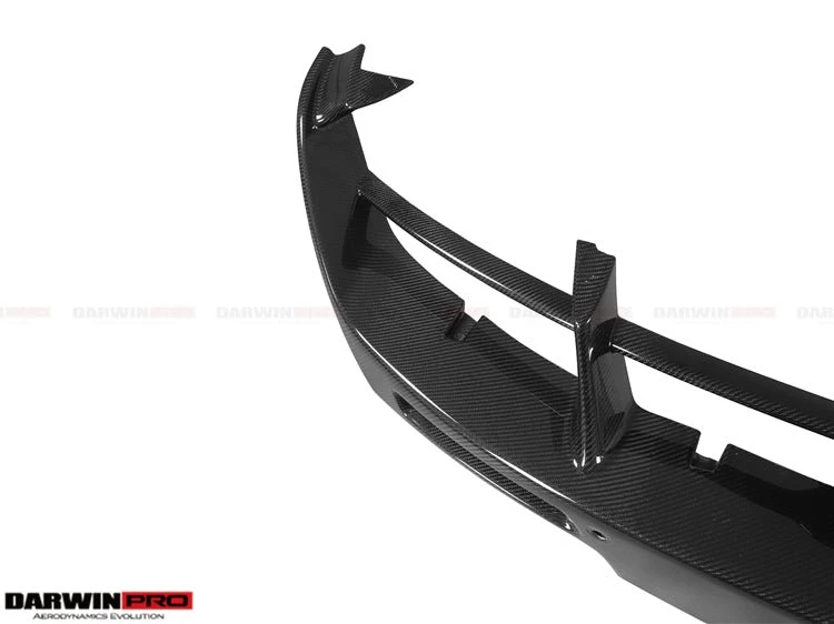 2017 Parts & Memorabilia Bodywork - Image 5 of 7