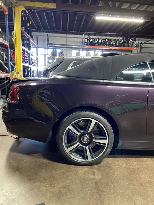 2017 Rolls-Royce Dawn - Image 2 of 7
