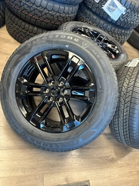 2017 Parts & Memorabilia Other Wheels - Image 6 of 6