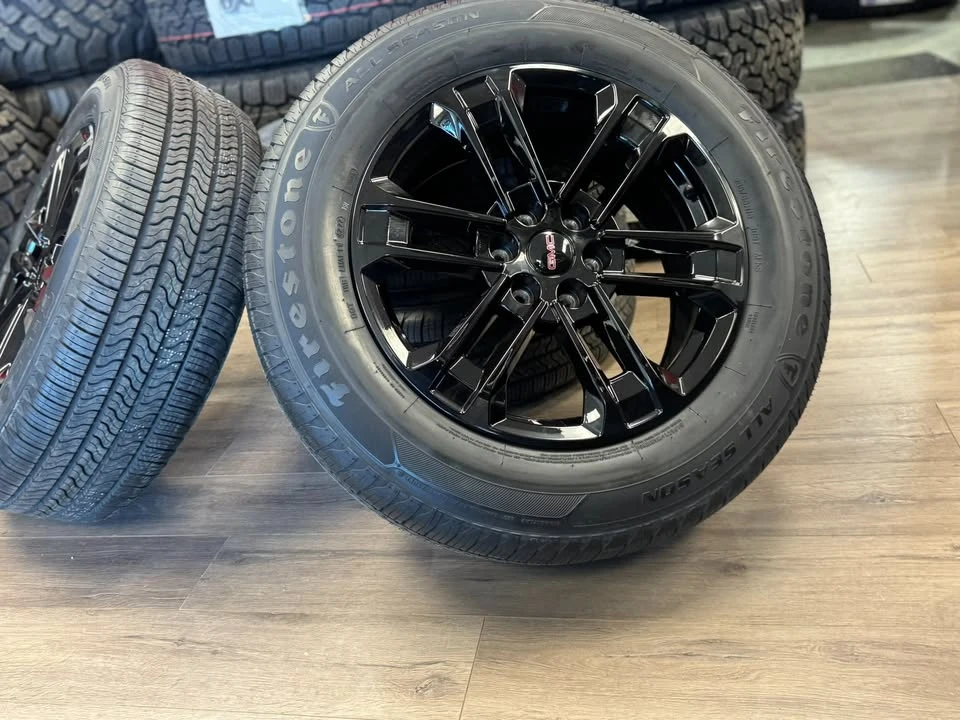 2017 Parts & Memorabilia Other Wheels - Image 2 of 6