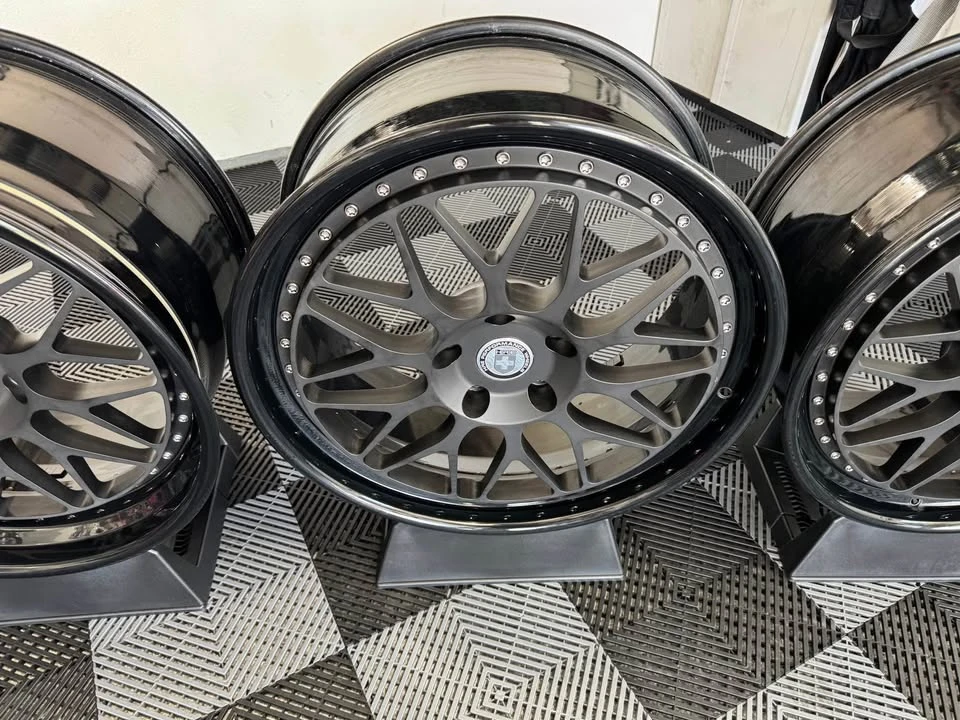 2017 Parts & Memorabilia Other Wheels - Image 3 of 9