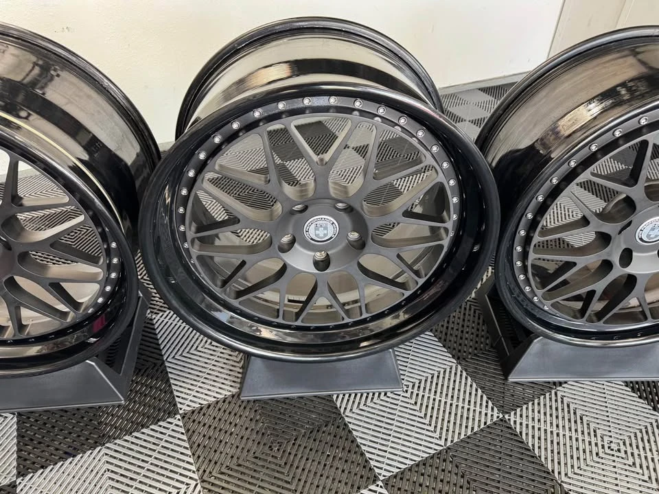 2017 Parts & Memorabilia Other Wheels - Image 4 of 9