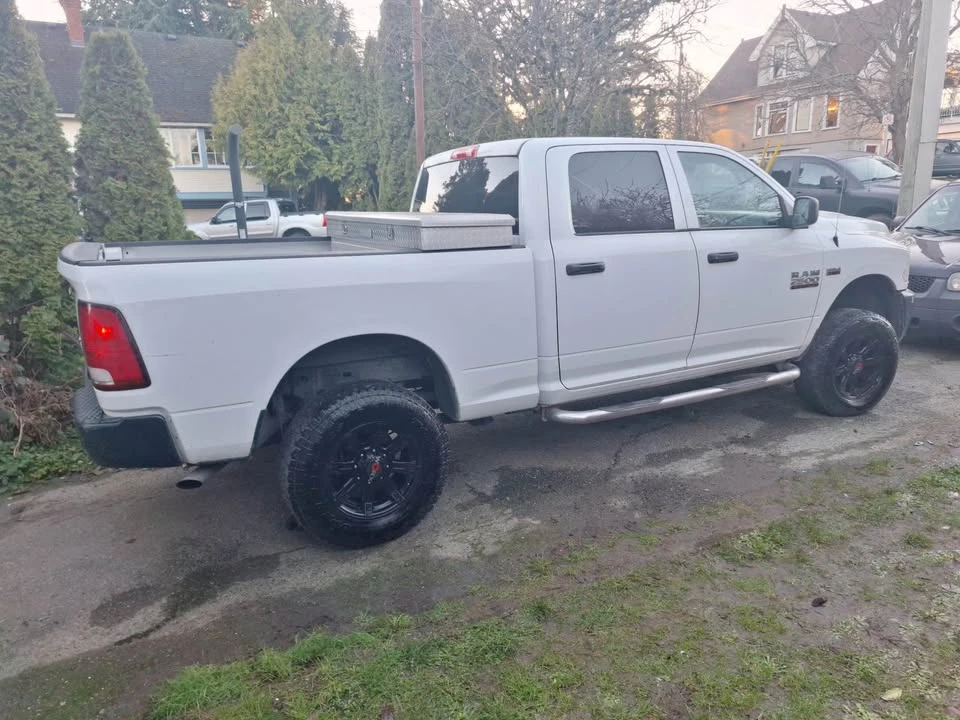 2017 Ram Heavy Duty - Image 2 of 6
