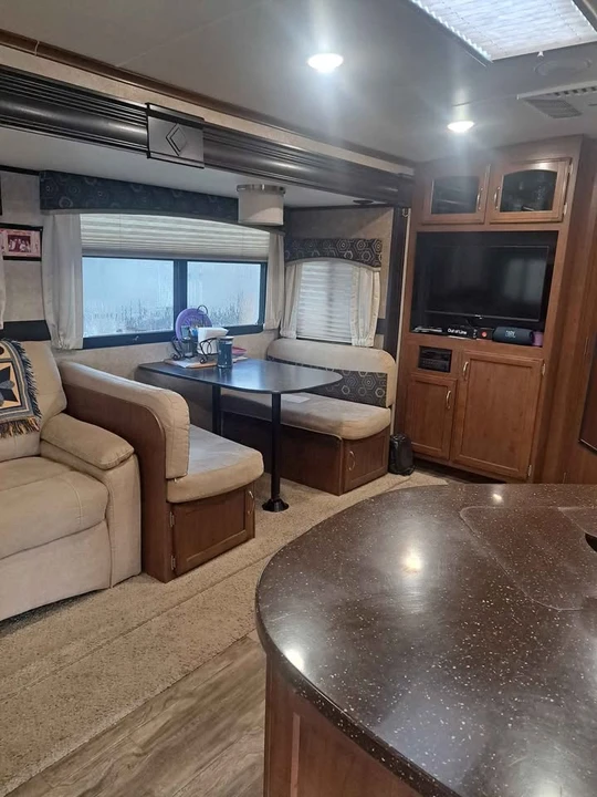 2017 Jayco - Image 10 of 10