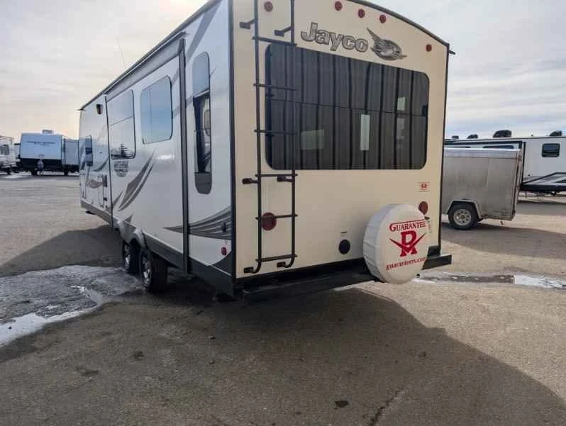 2017 Jayco - Image 2 of 9