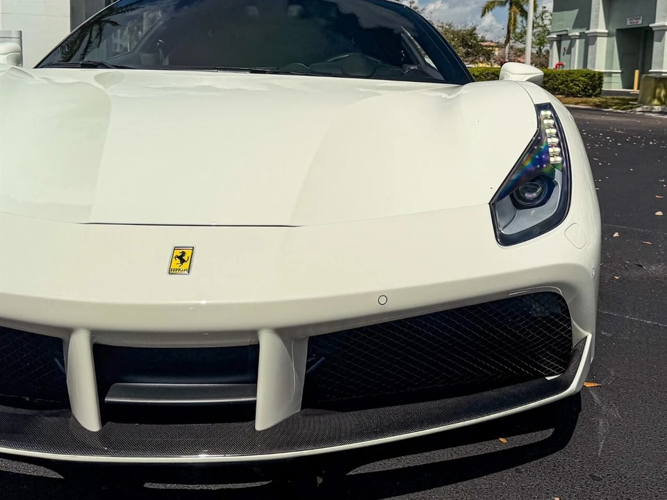 2017 Ferrari 488 GTB - Image 3 of 4