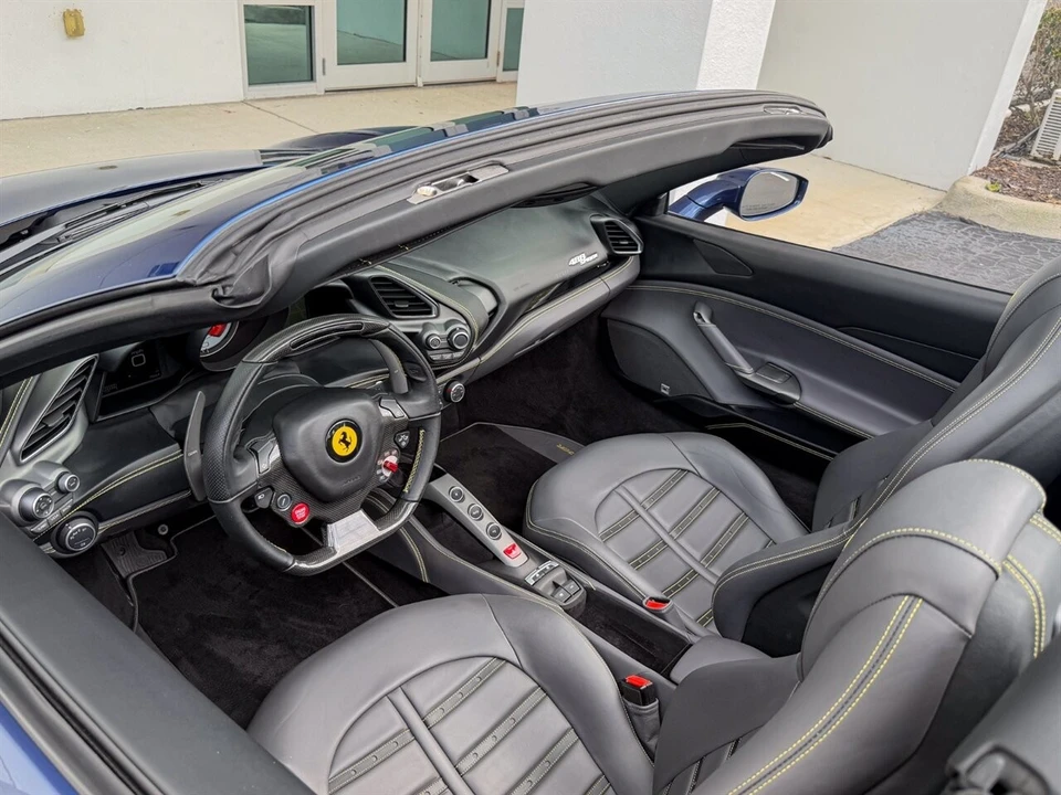 2017 Ferrari 488 Spider - Image 2 of 4