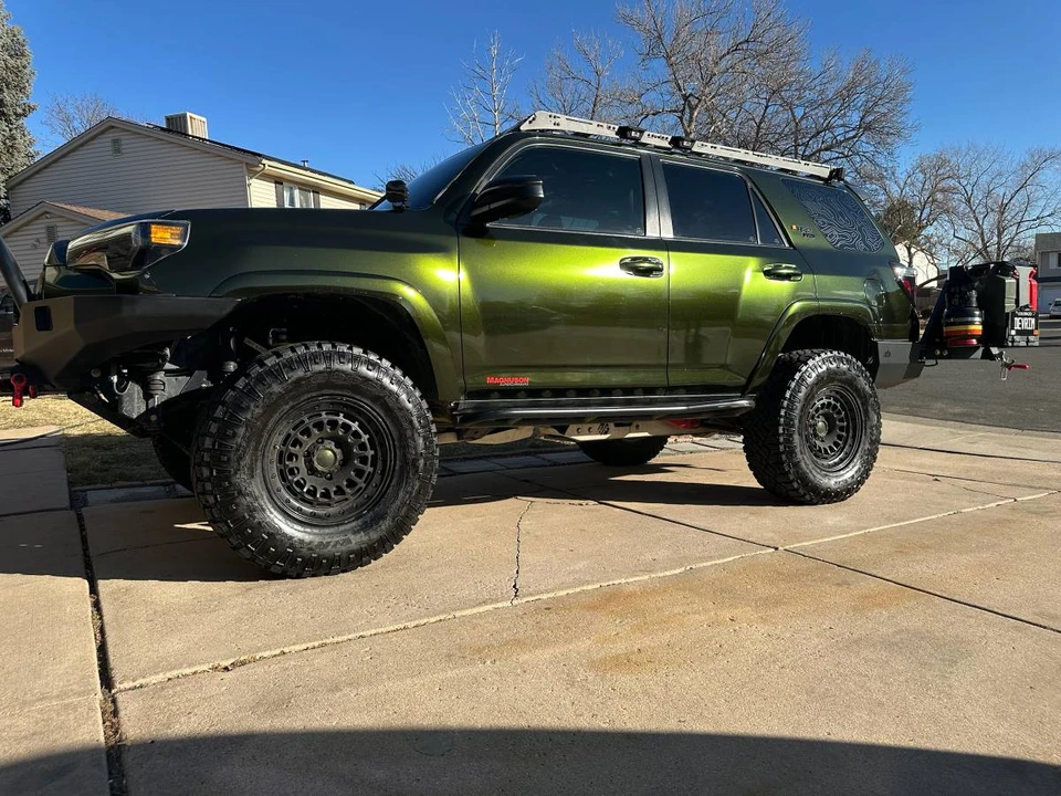 2017 Toyota 4Runner 5th Gen - Image 8 of 24