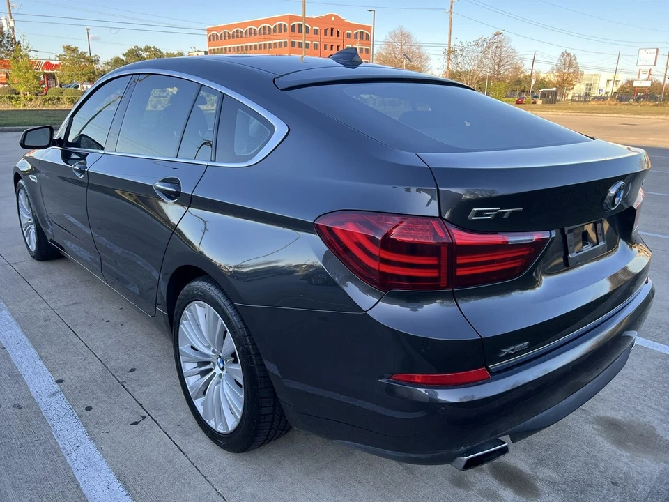 2017 BMW 5 Series - Image 9 of 21