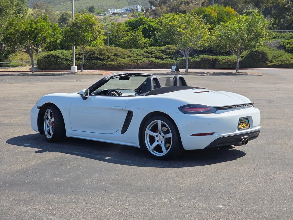 2017 Porsche 718 Boxster - Image 23 of 31