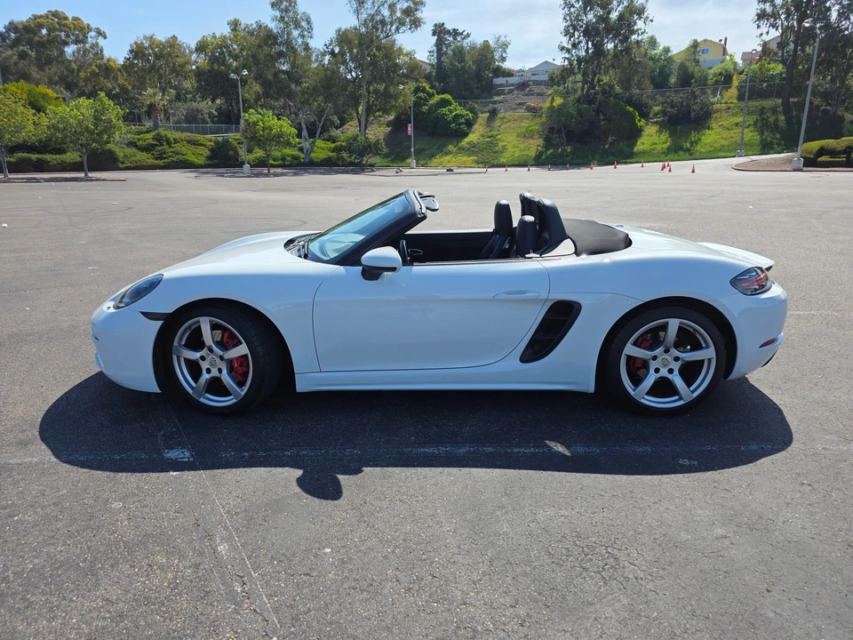 2017 Porsche 718 Boxster - Image 31 of 31