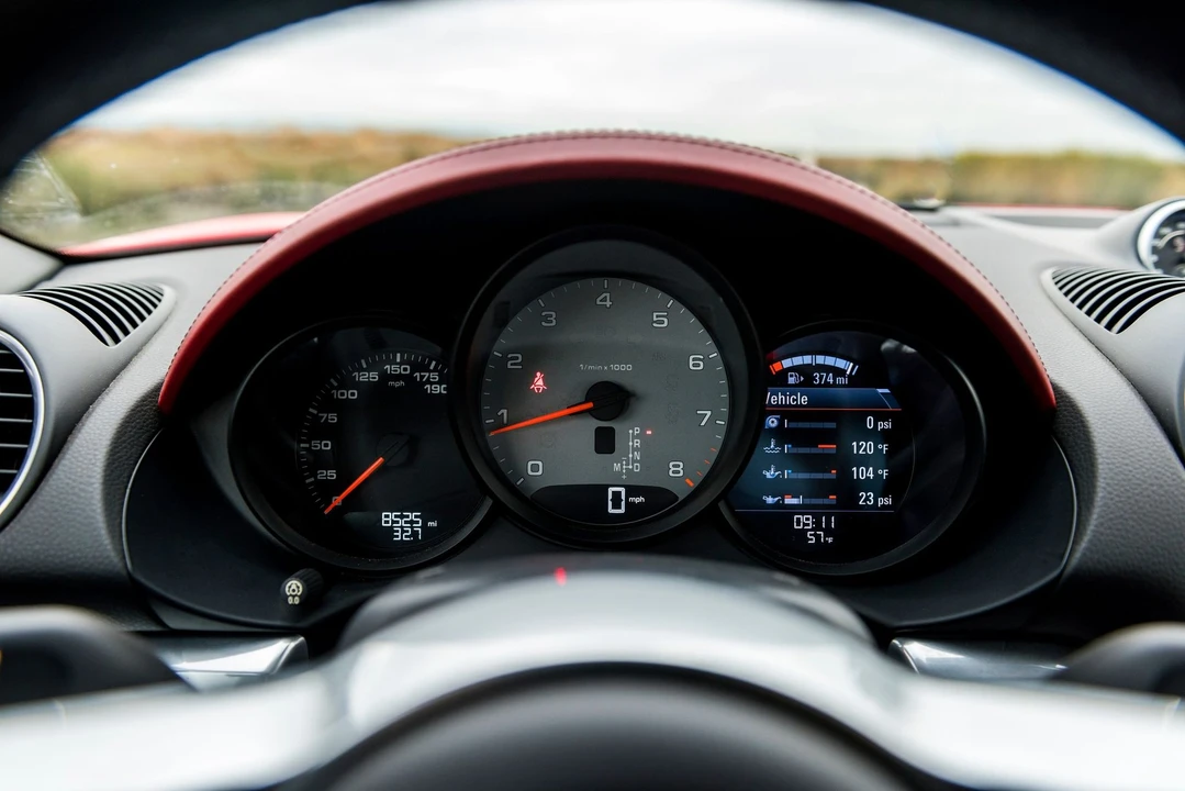 2017 Porsche 718 Boxster S - Image 4 of 7