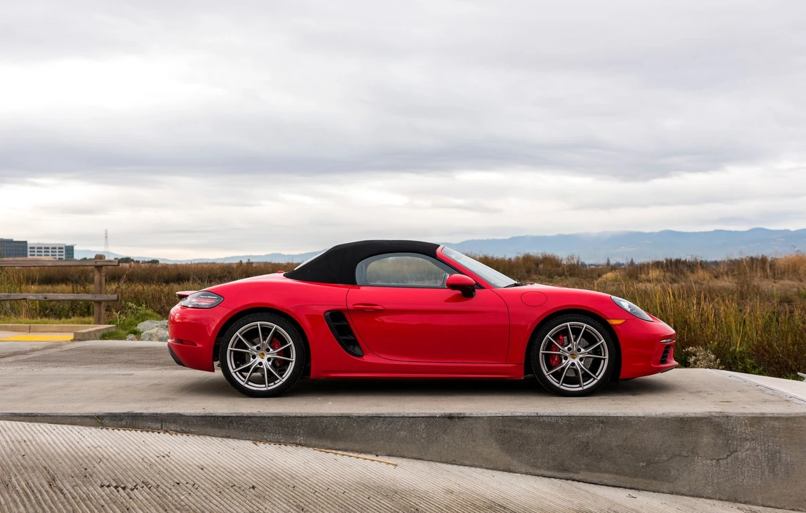 2017 Porsche 718 Boxster S - Image 7 of 7